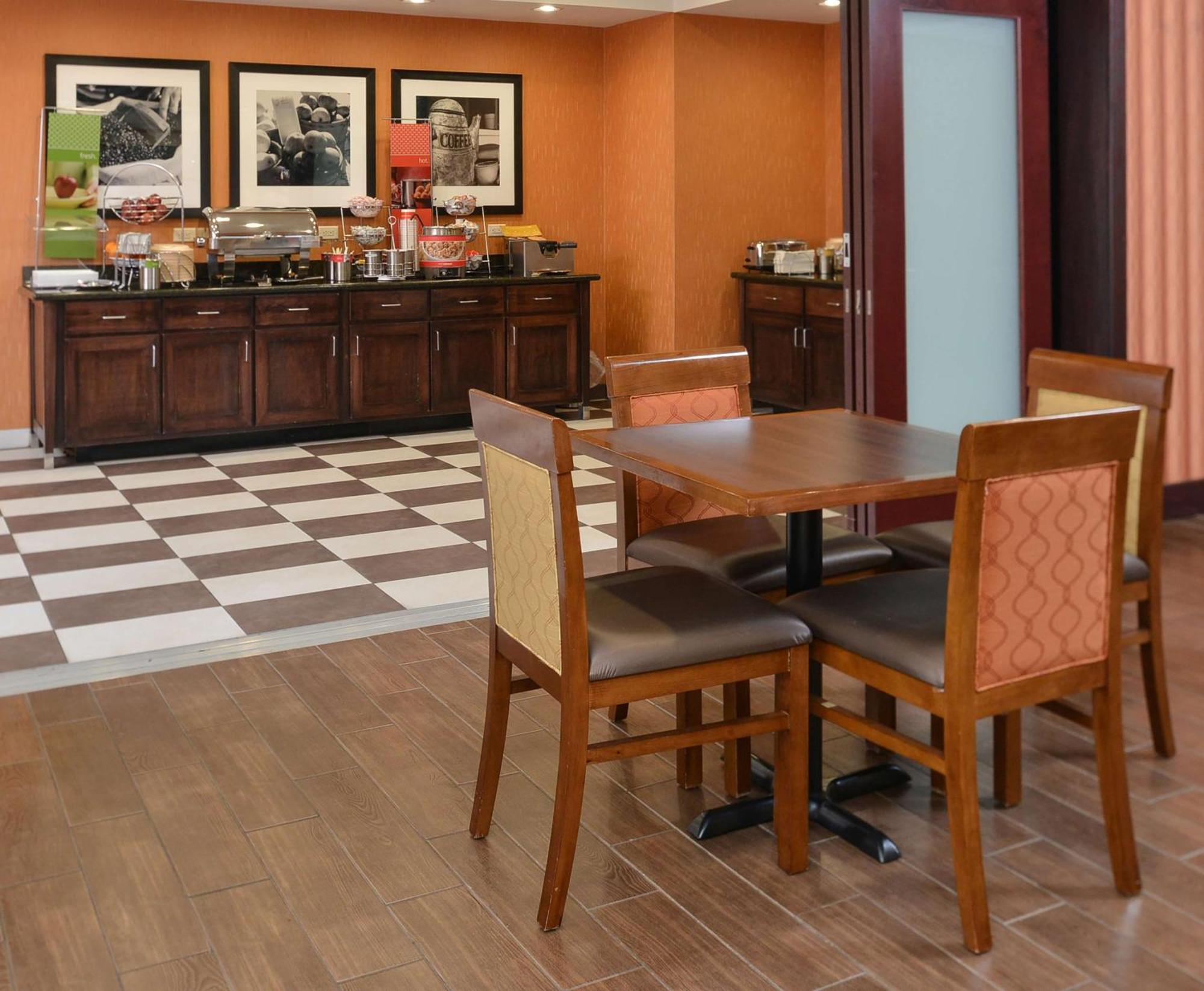 Hampton Inn Ottumwa Luaran gambar